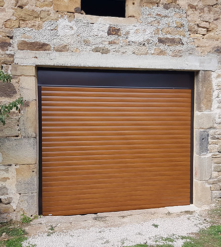 MC-HABITAT-ARNAY-LE-DUC-AMELIORATION-DE-L-HABITAT-RENOVATION-INSTALLATION-PORTE-DE-GARAGE-TRADI-SECTIONNELLE